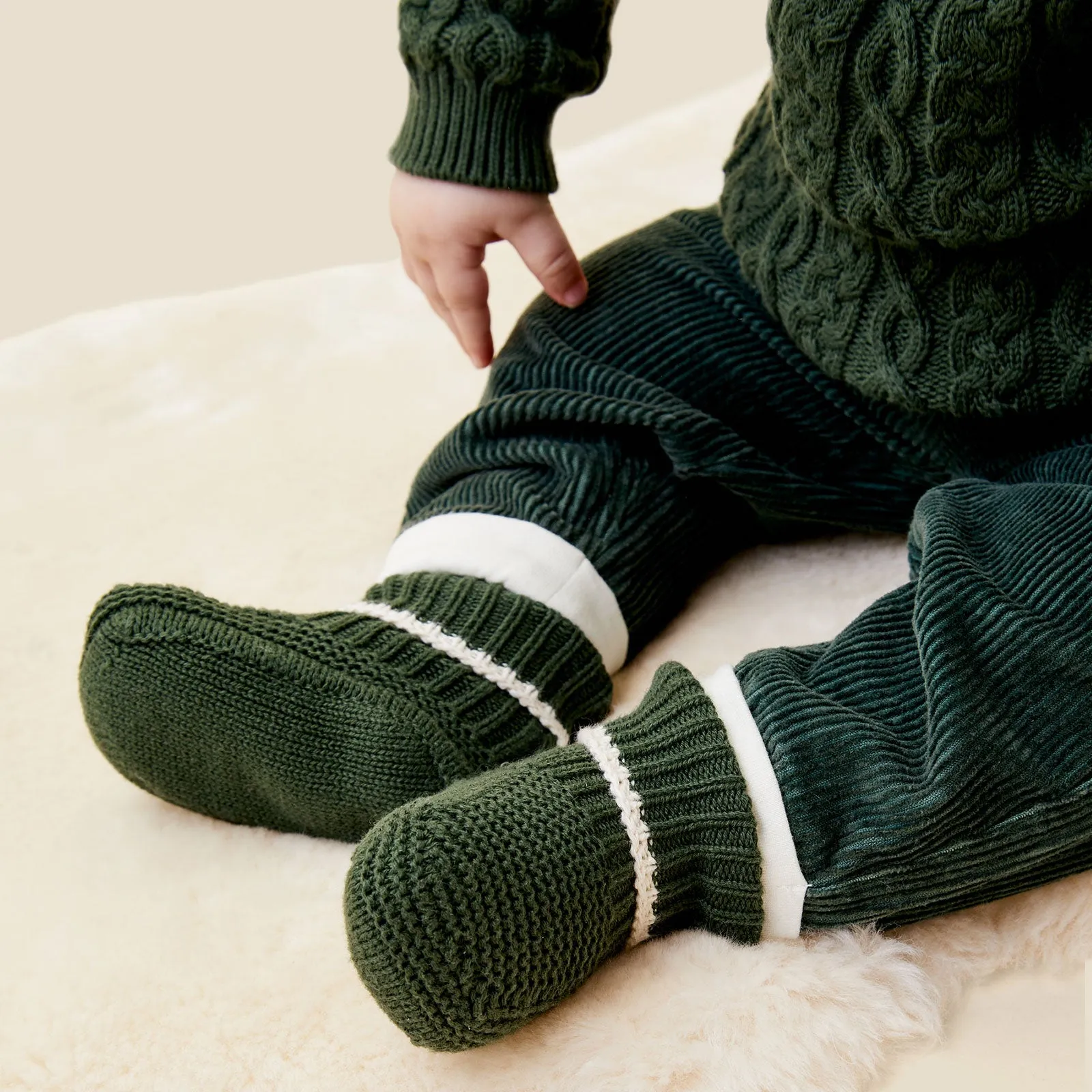 Cable Knit Sweater & Leggings Outfit