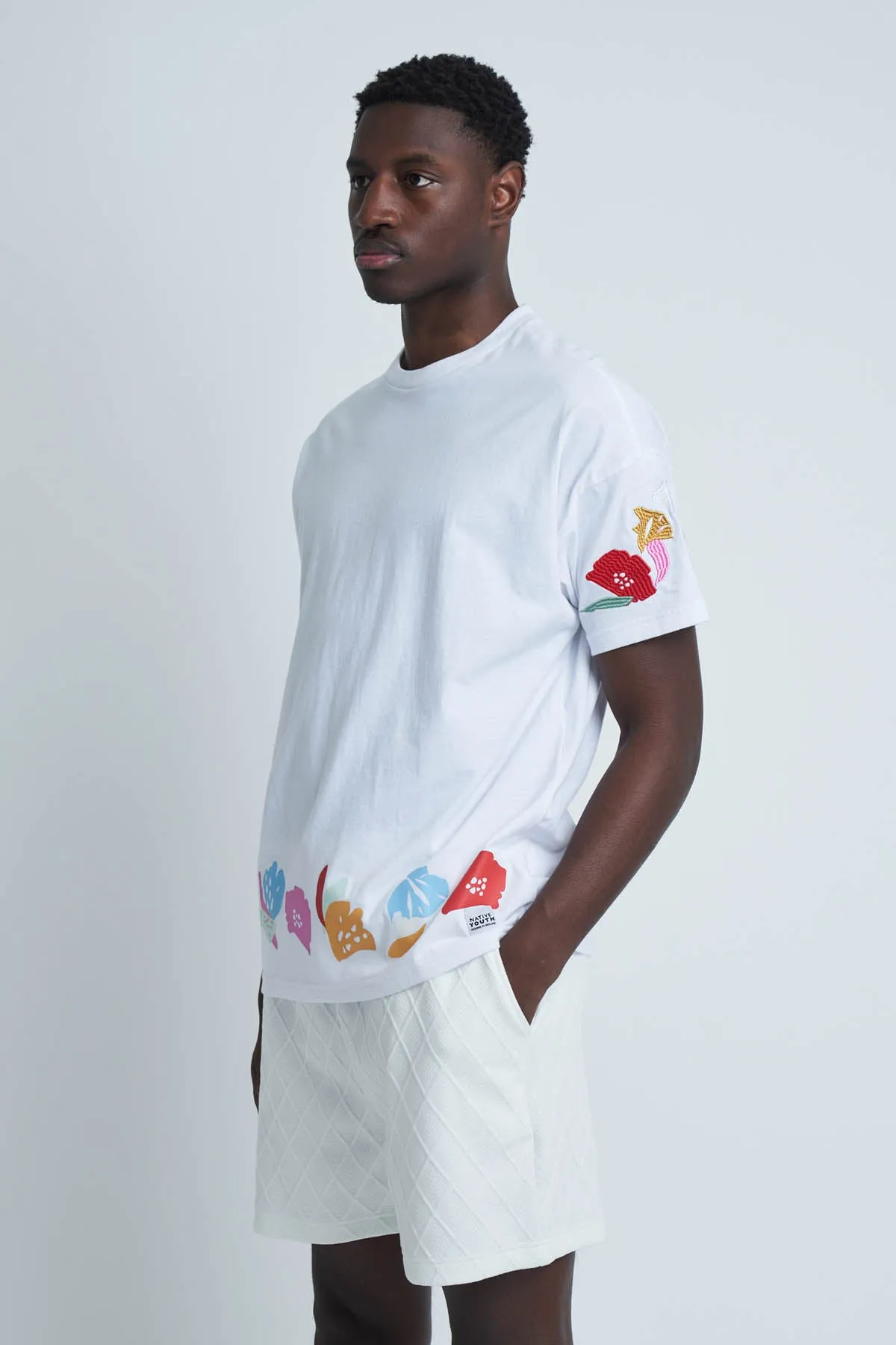 COUPAGE RELAXED FIT T-SHIRT WITH EMBROIDERED SLEEVE