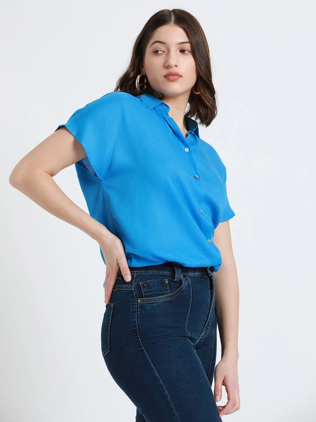 DL Woman Spread Collar Relaxed Fit Solid Light Blue Shirt