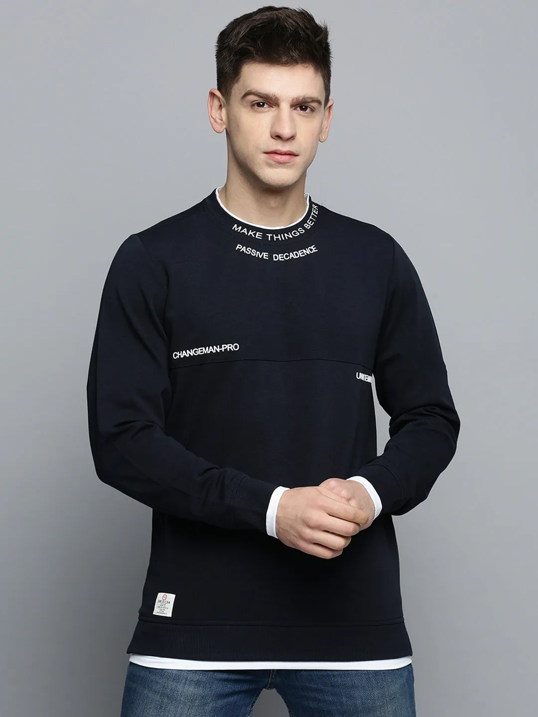 Men Navy Solid Casual Sweatshirt