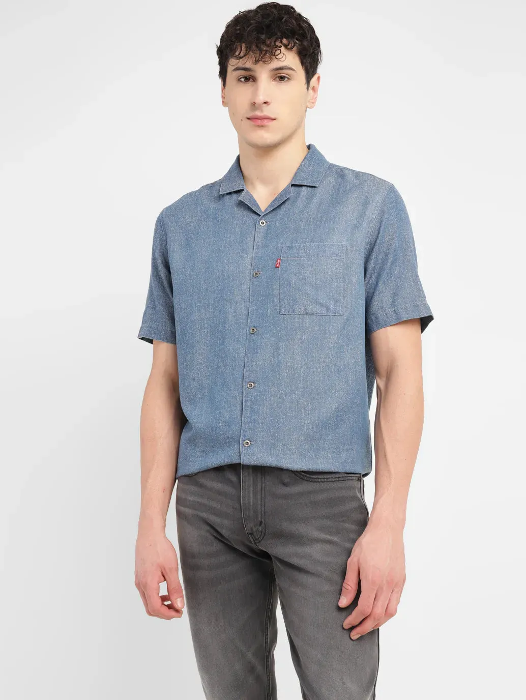 Men's Solid Relaxed Fit Shirt