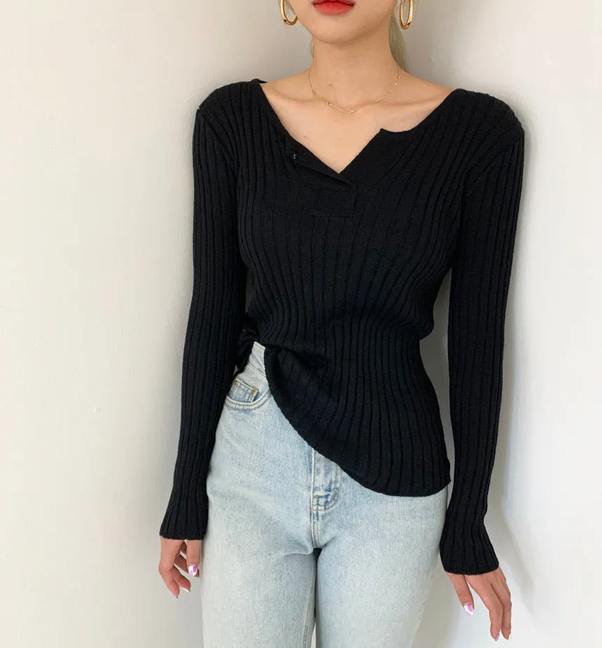 Soft Cotton V-Neck Ribbed Knit Top