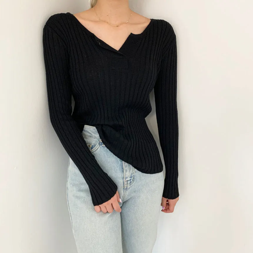 Soft Cotton V-Neck Ribbed Knit Top