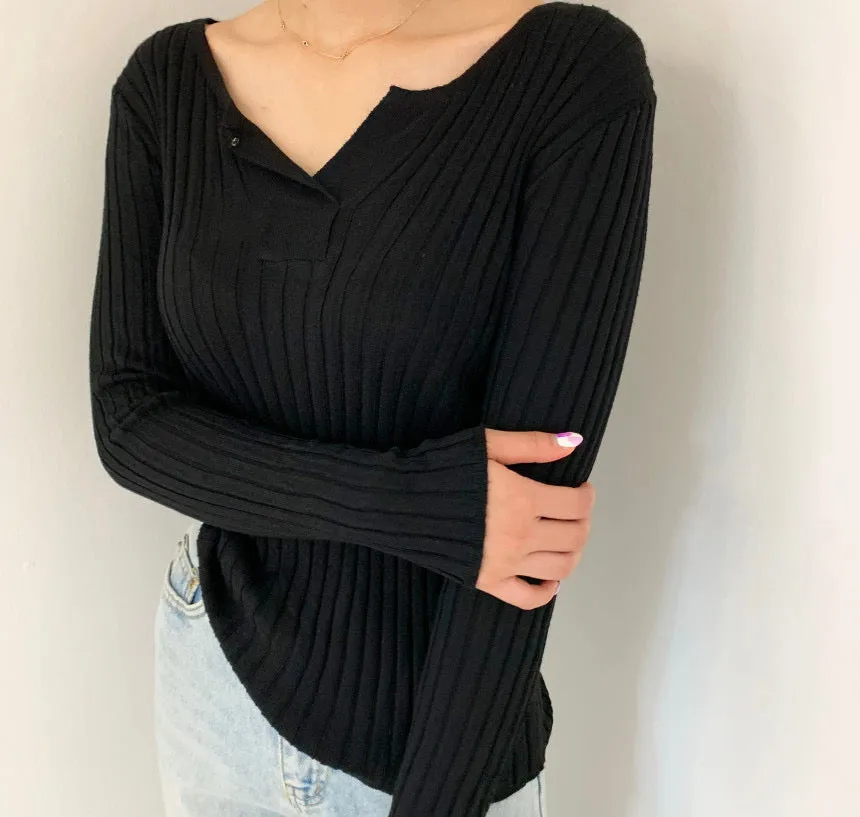 Soft Cotton V-Neck Ribbed Knit Top