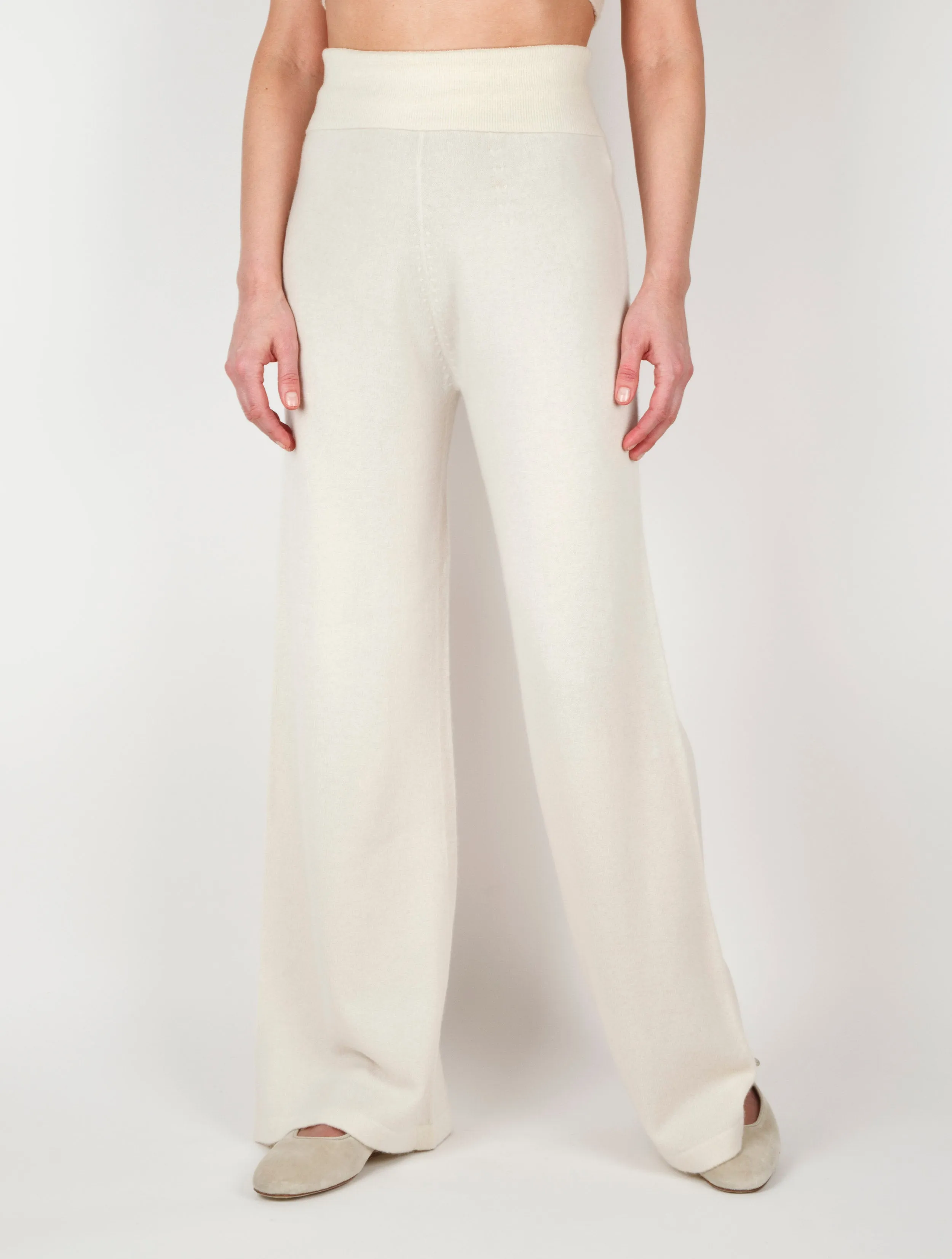 Soft Wide Leg Cashmere Trouser