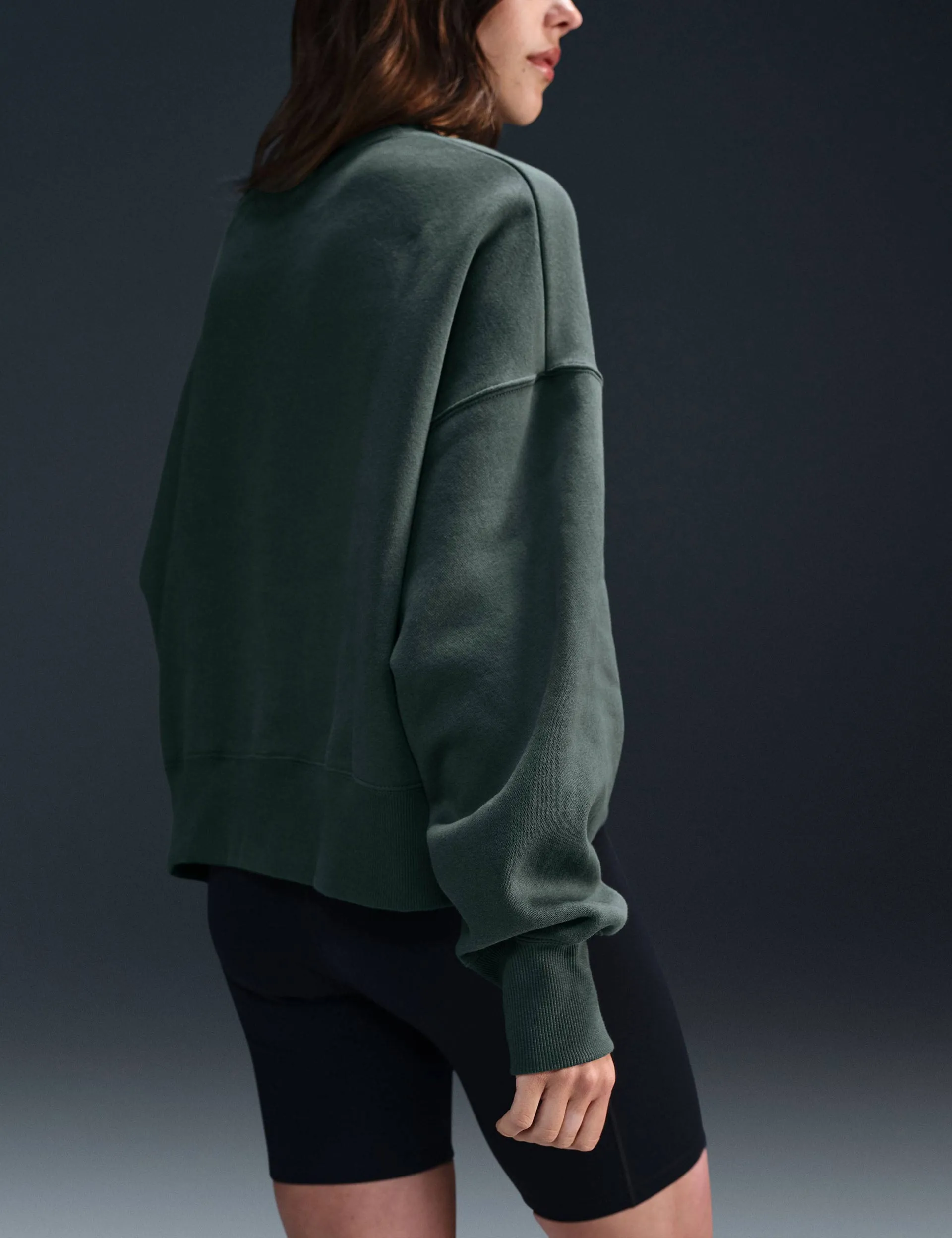 Sportswear Phoenix Fleece Sweatshirt - Vintage Green/Sail