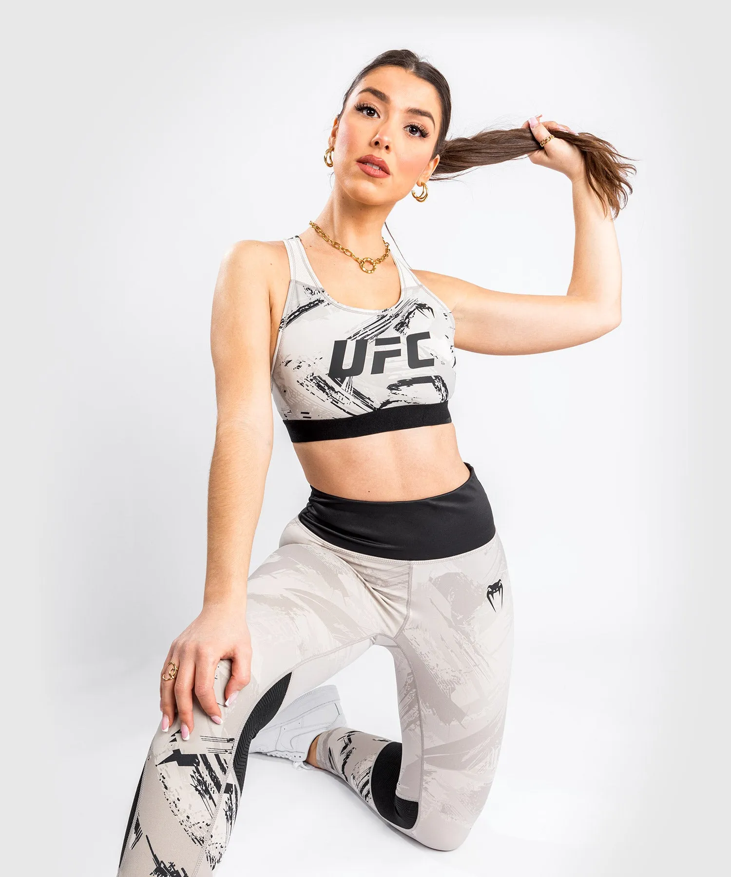 UFC Venum Authentic Fight Week 2.0 Women’s Sport Bra - Sand/Black