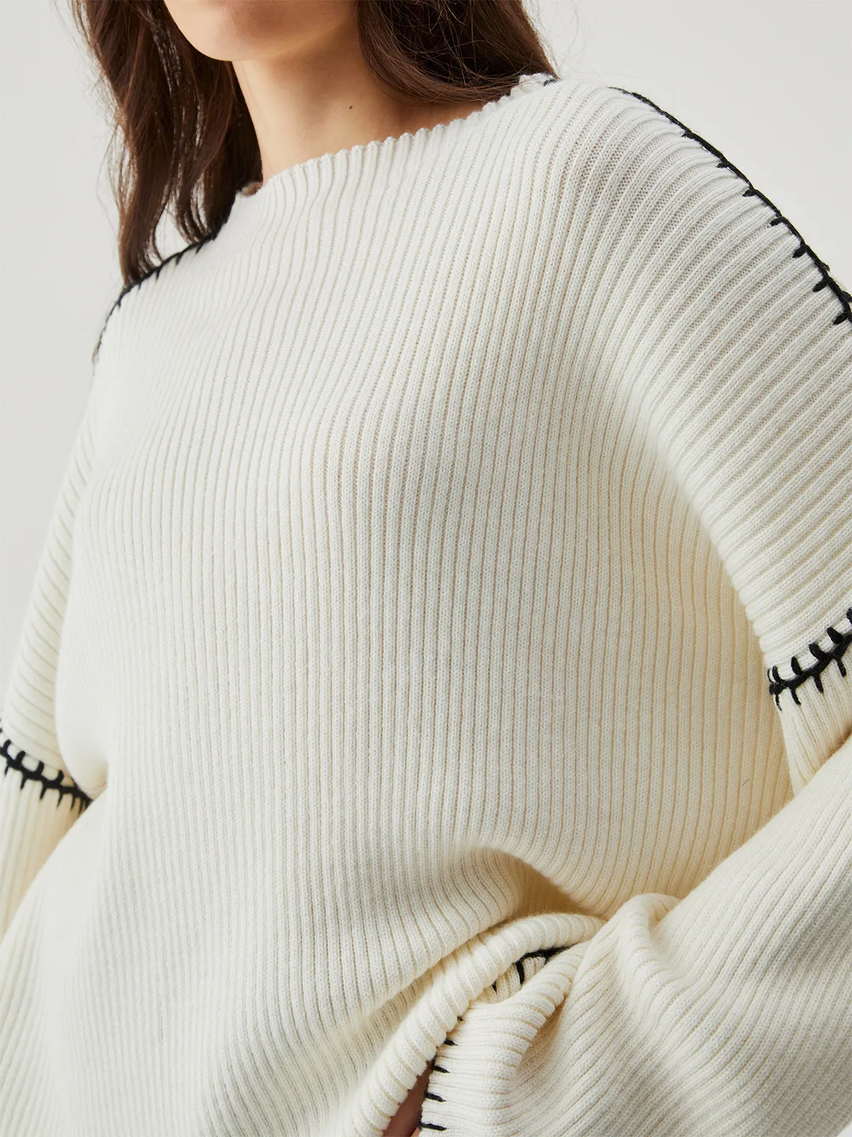 Wool-blend Contrast Graceful Trim Sweater